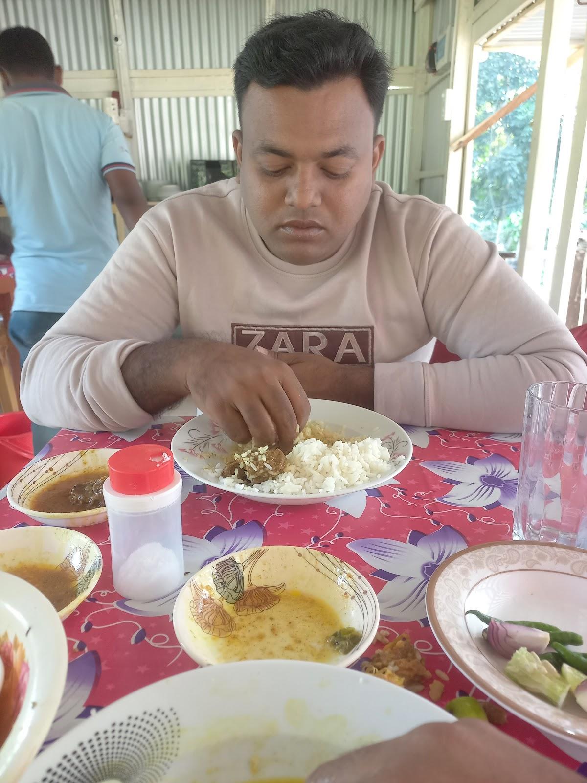 ভোজন বাড়ী রেস্টুরেন্টে Bhojan bari restaurant
