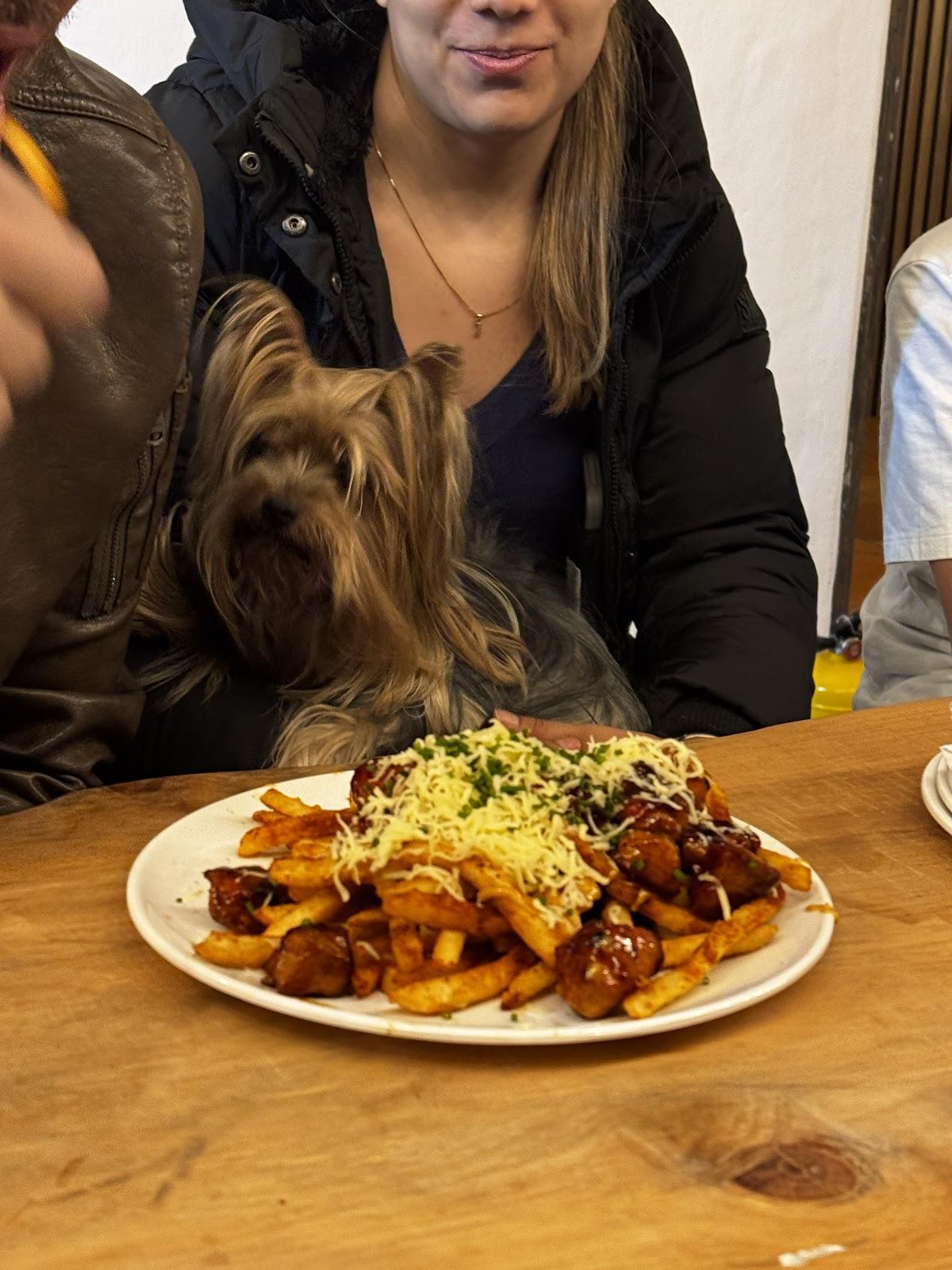 El Ático Food