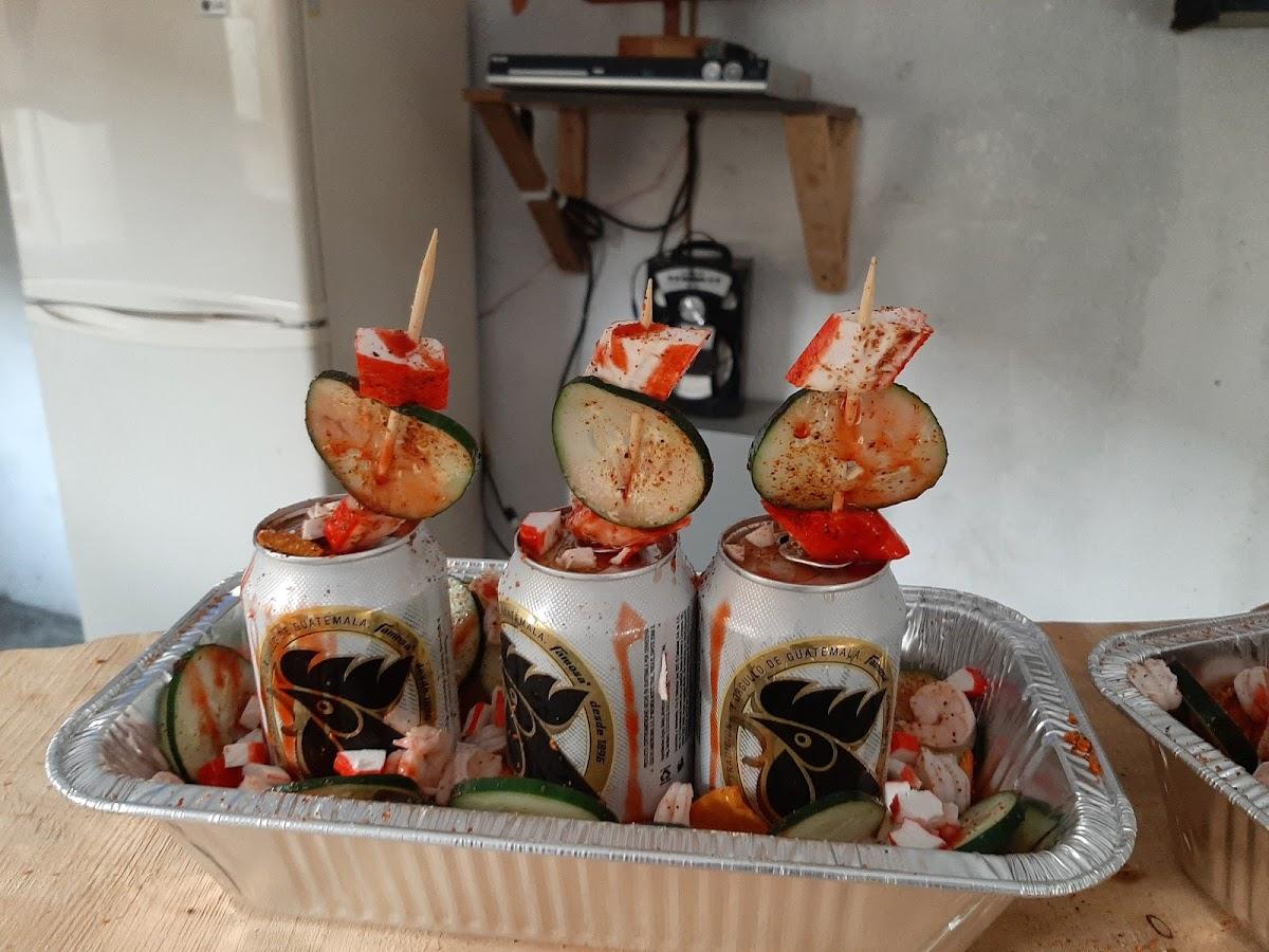 Kuates ceviches y mas.