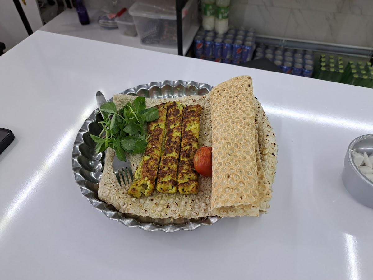 کبابی شتر بلوط