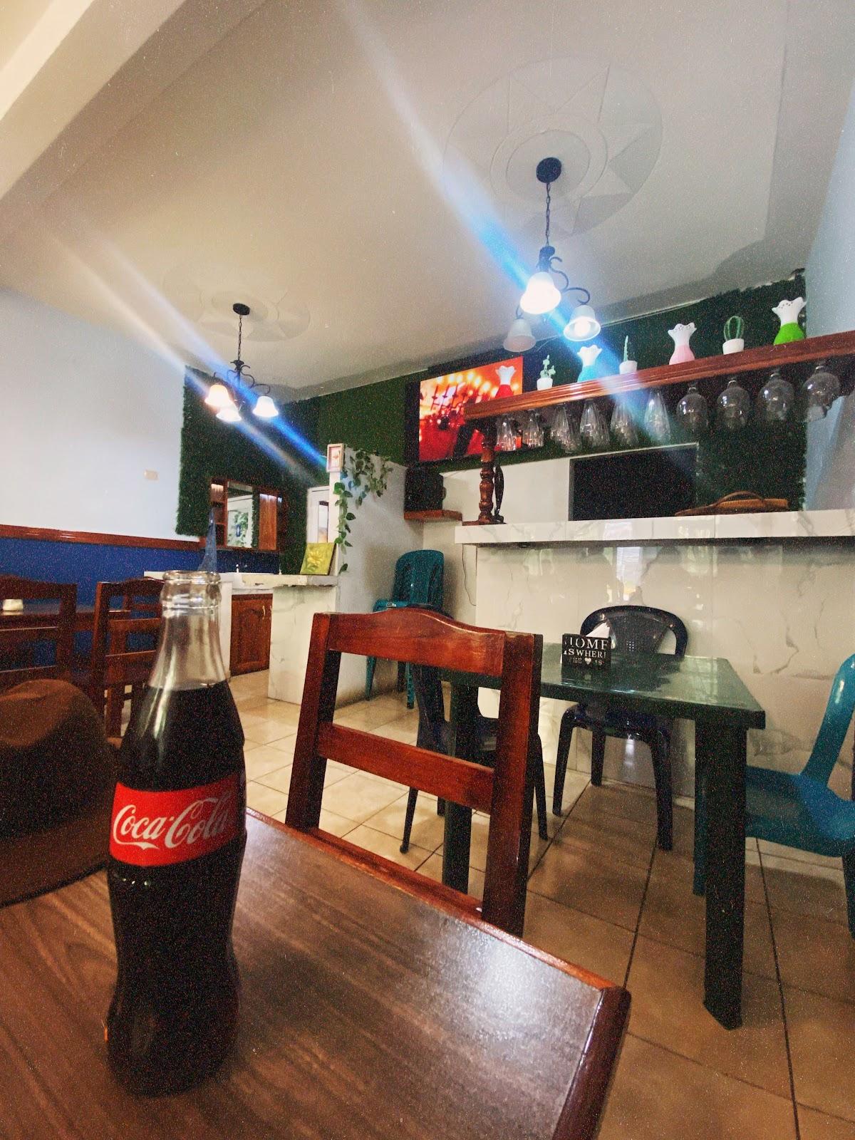 Mariscos Los Delfines