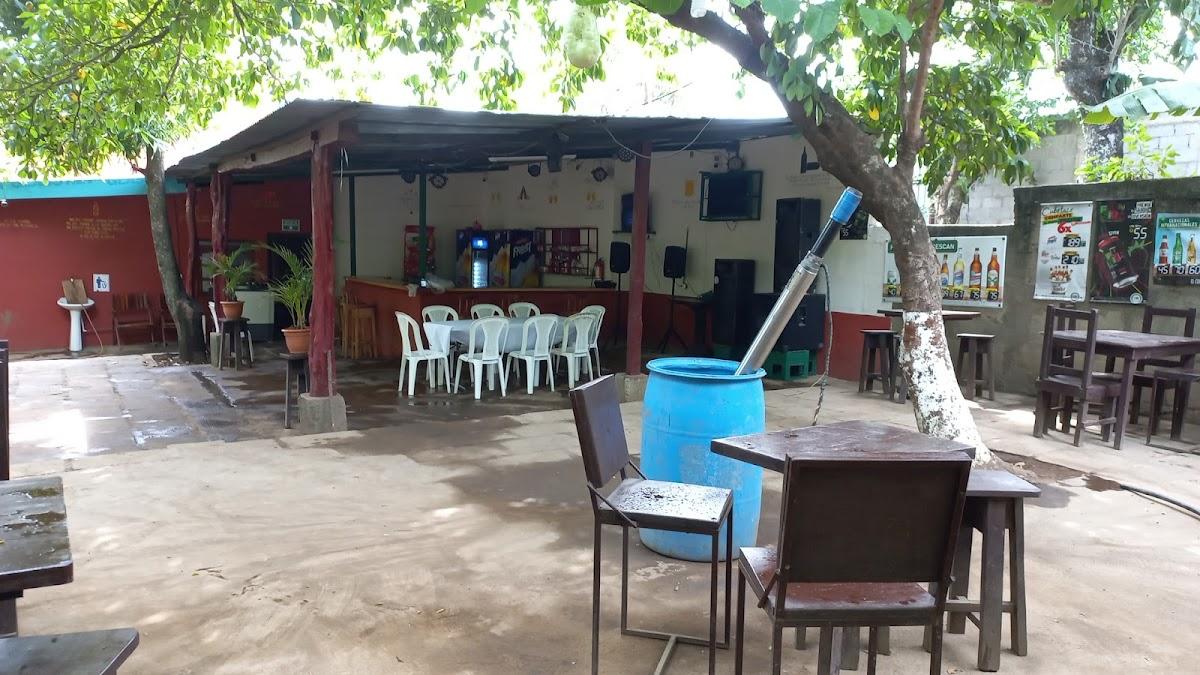 Bar, Restaurante y Licoreria el Triunfo