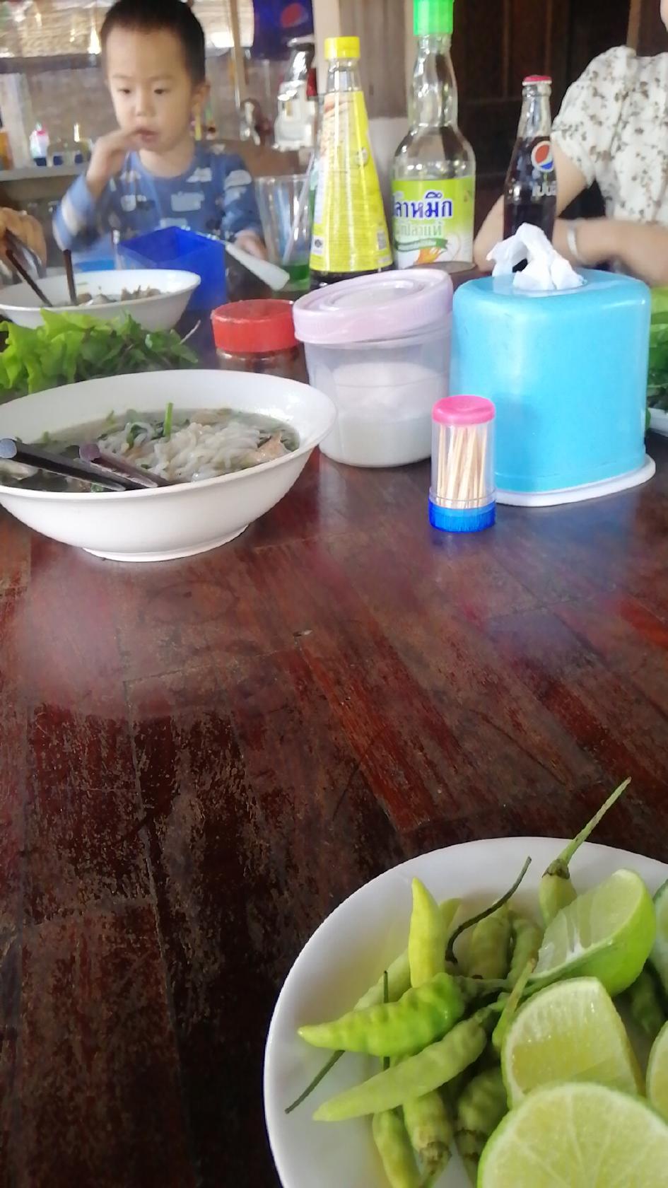 ຮ້ານ ເຂົ້າປຽກ ແຊບ