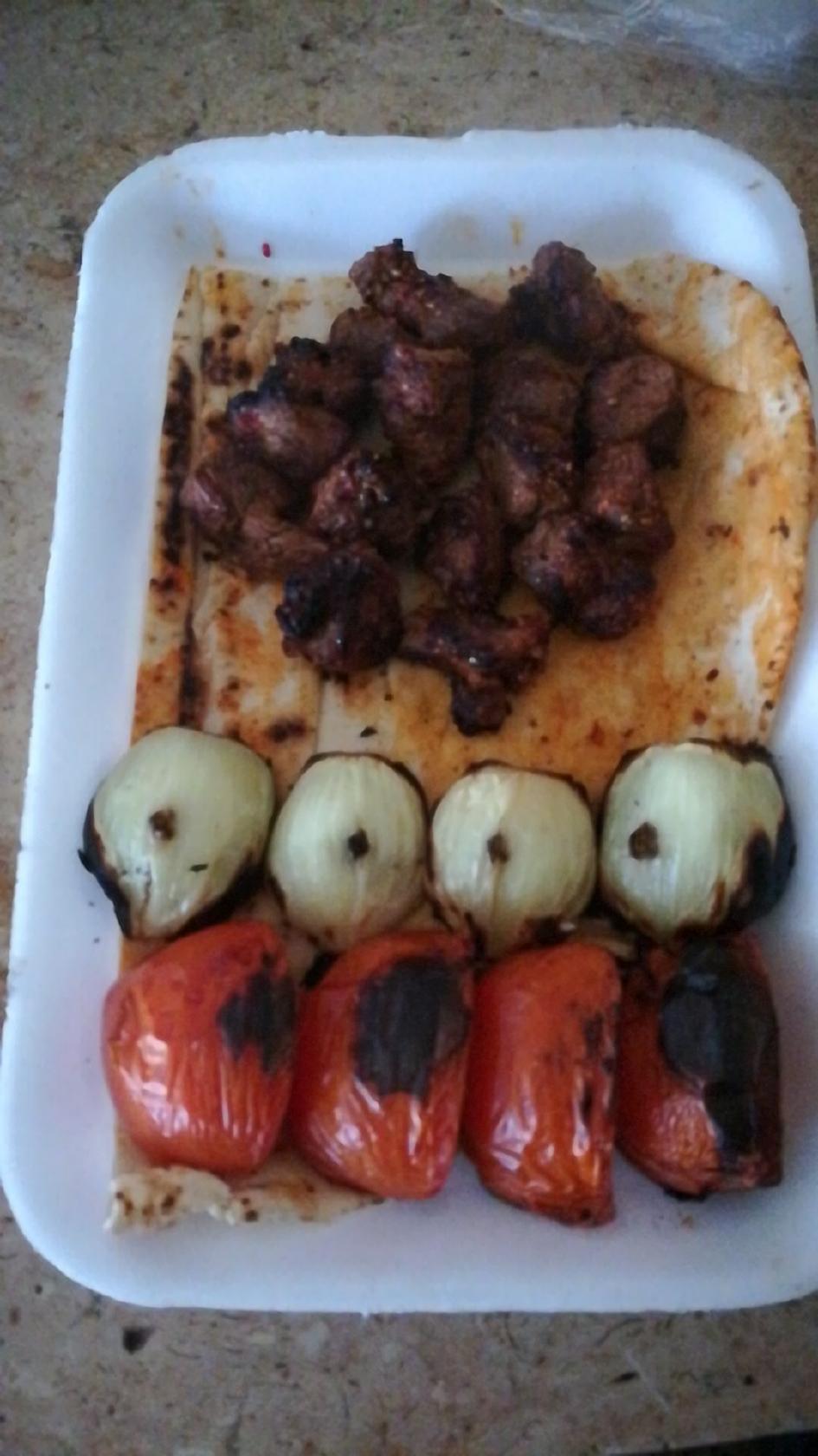 مطعم ومشاوي أبو علي