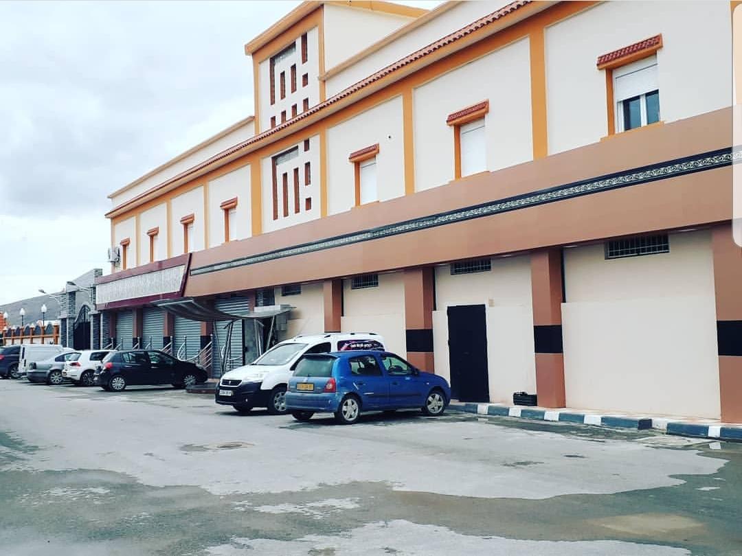 Salle des fêtes ouled roomia