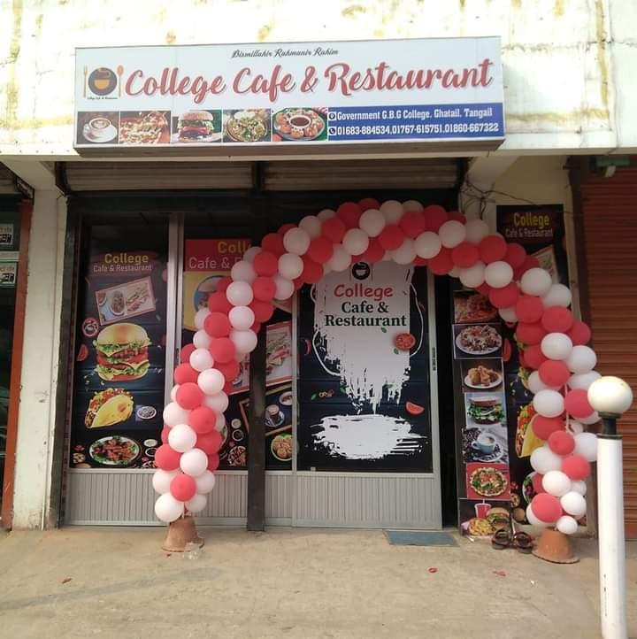 Collage Cafe and Restaurant