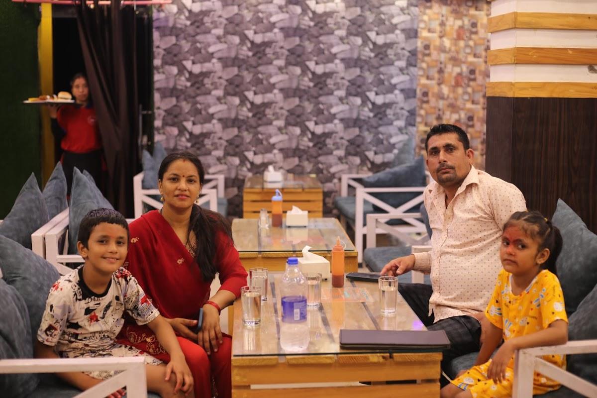 Pant Sweet House