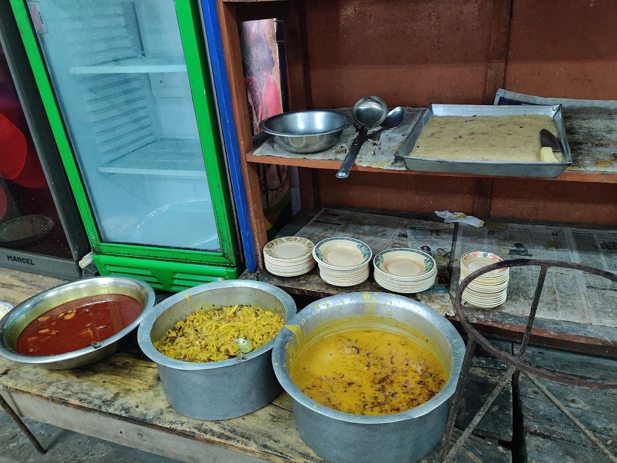 জেলা জজ কোর্ট ক্যান্টিন