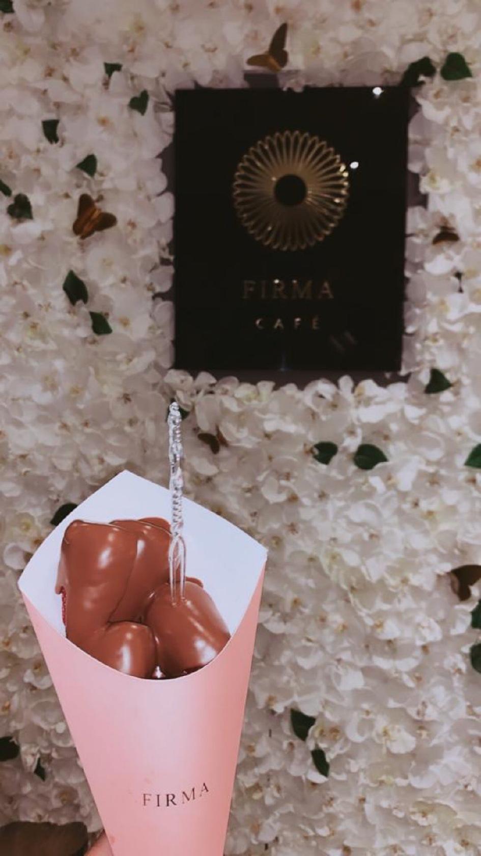 Kinza Flowers and Cafe W.L.L