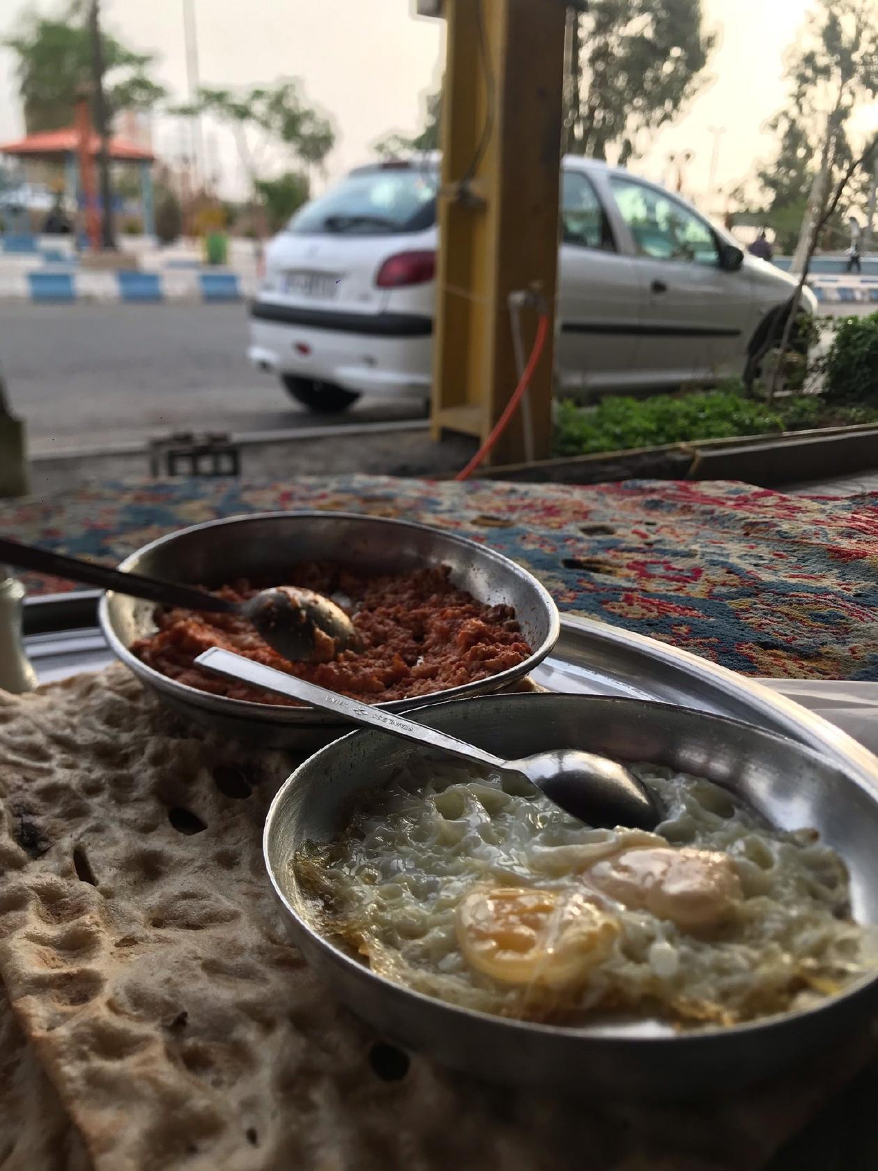 غذا خوری عمو رضا