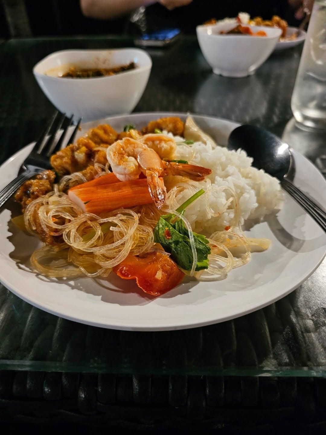 Damnern Pawa Restaurant