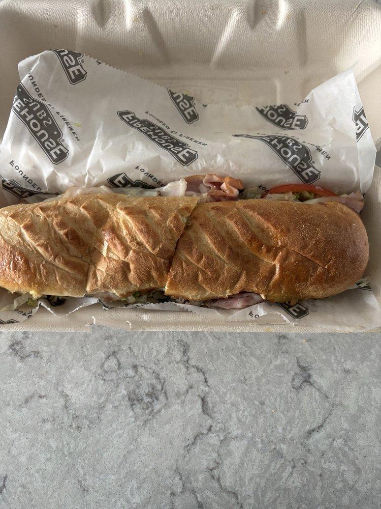 Firehouse Subs Tsawwassen Commons